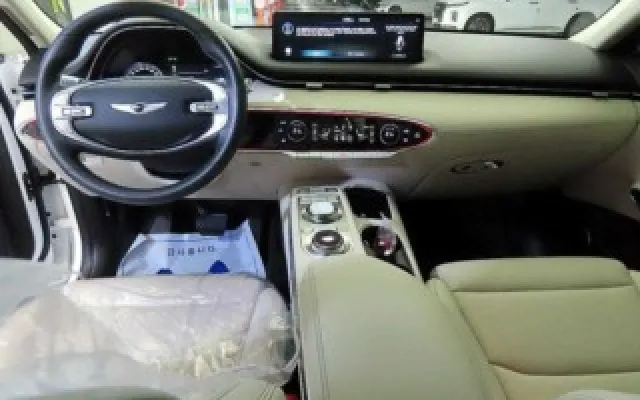 인천중고차할부신용등급 GV70 2.5T 가솔린 2WD 매물 사진 4 - 2023/12 13,415km